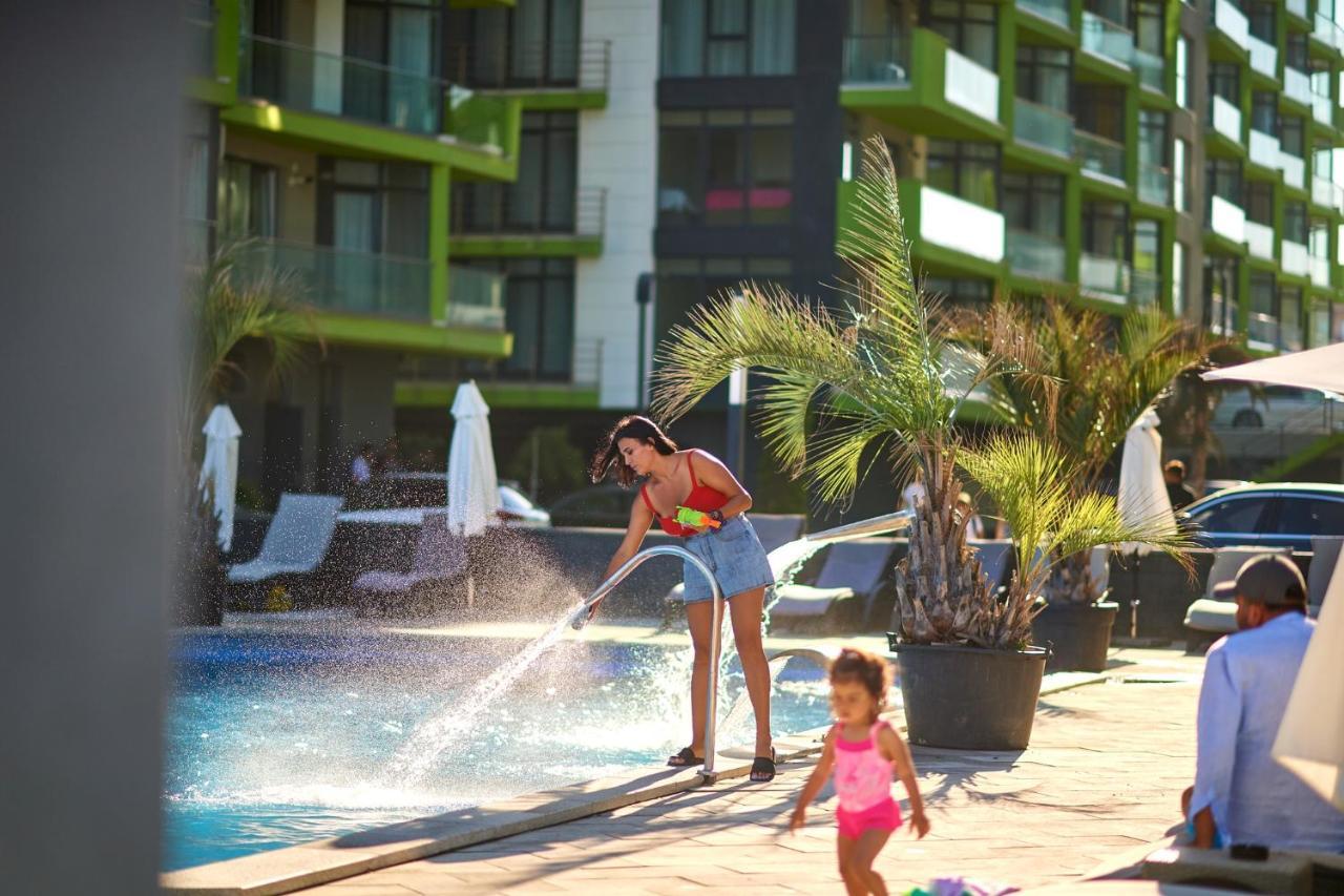 Visum Apartment Alezzi Beach Năvodari Exterior foto